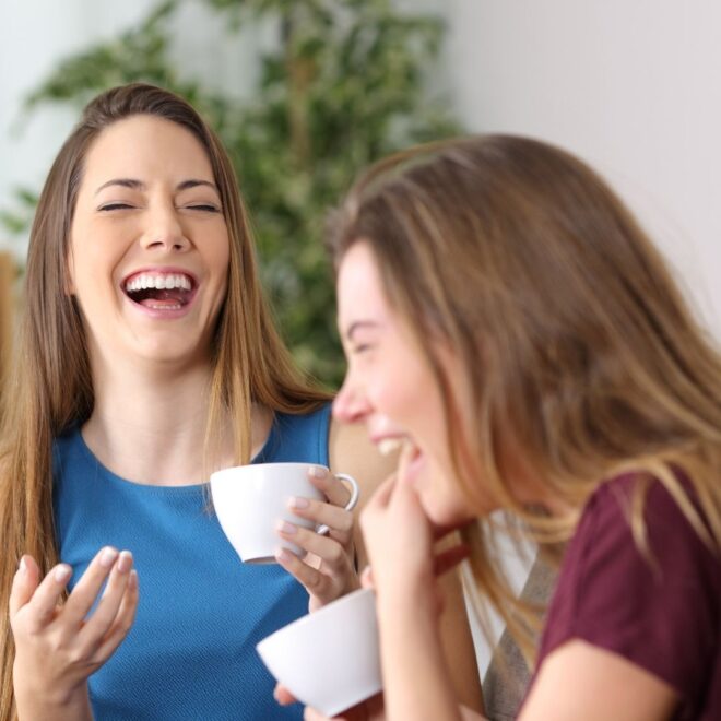 Lachende vrouwen